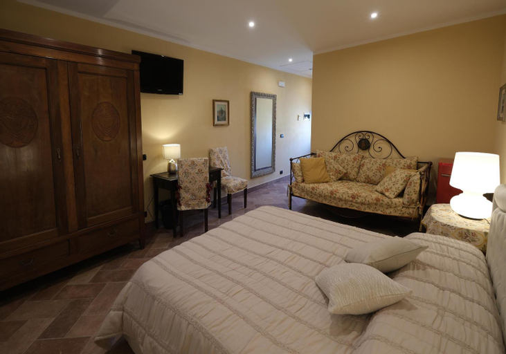 Bedroom 2, Tenuta Aranuova, Vercelli