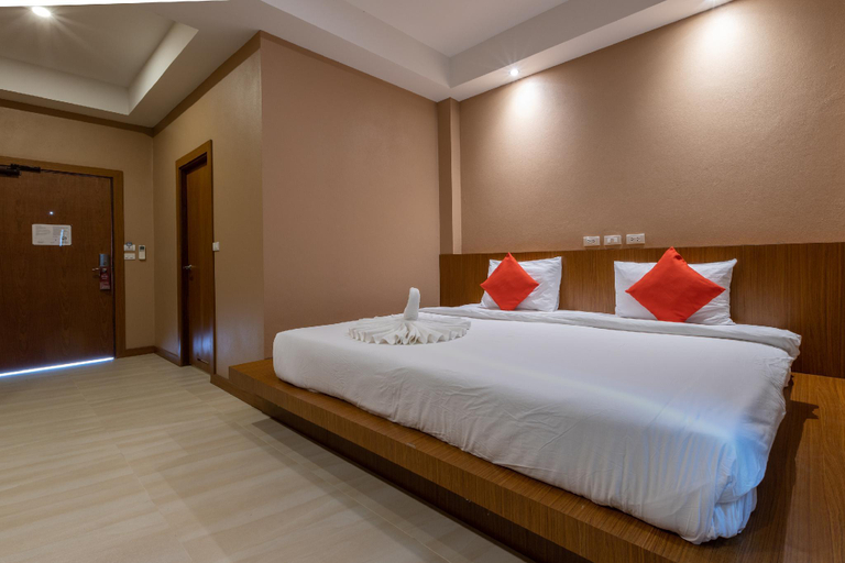 Bedroom 8