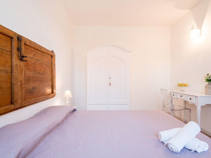 Bedroom 2, Farmhouse near Adriatic Sea with Pool, Fermo