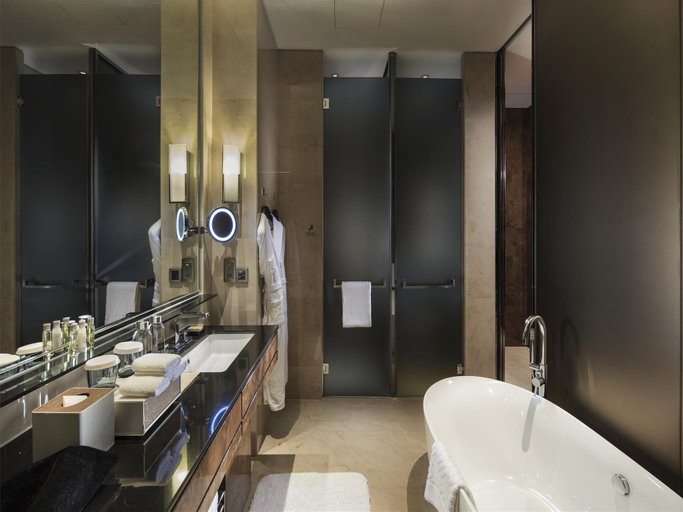 Bathroom 7