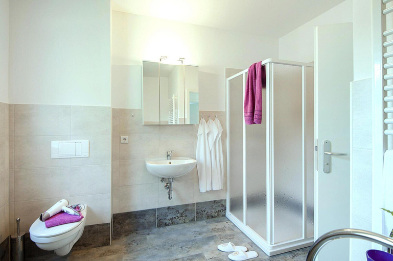 Bathroom 4, Gemutlicher Bungalow in Storkow am See, Oder-Spree