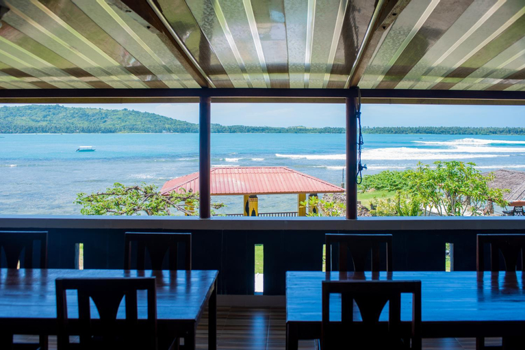 Food & Drinks, Yuni Surf House, South Nias