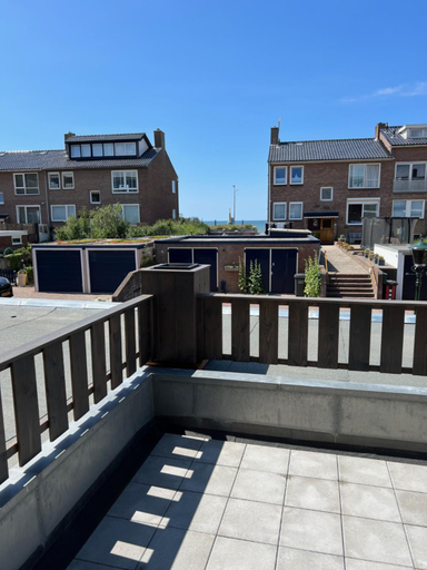 Others 4, Casa del Cisne 3, Zandvoort