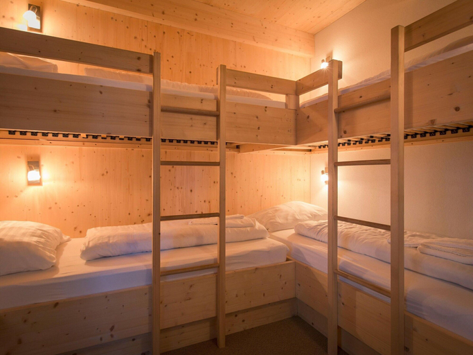 Bedroom 2, Lovely Chalet in Turracherhohe With Sauna, Murau
