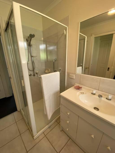 Bedroom 3, Yarra House - Comfortable 3 bedroom home close to everything!, Yarra Ranges - North