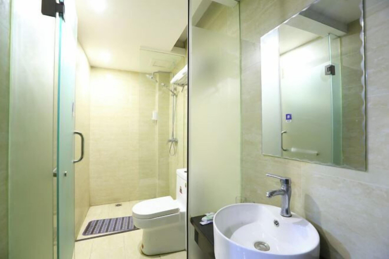 Bathroom 3, Xiangyang Jingyi Hotel, Xiangfan