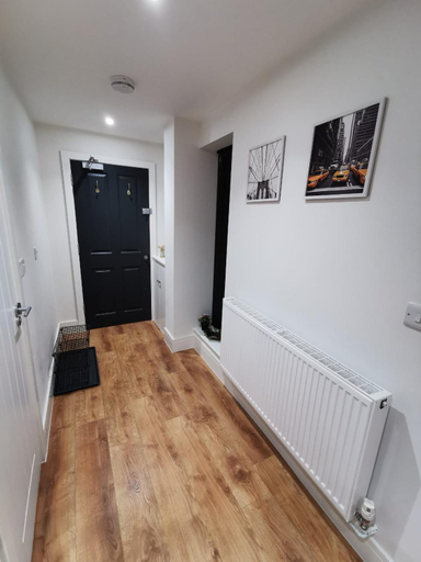 Others 3, 4 sleeps and travel cot- close to beach and restaurants, Bournemouth