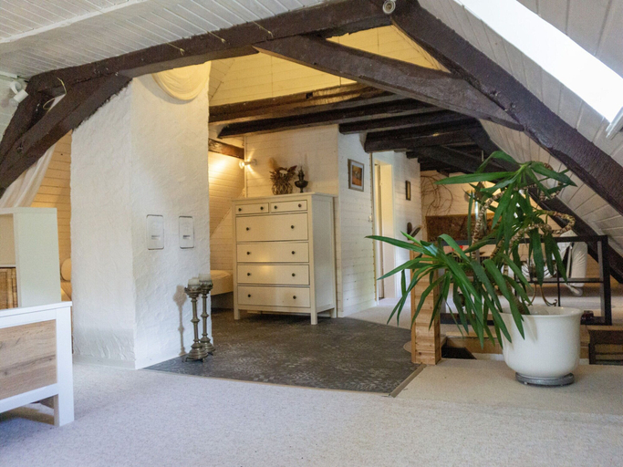 Room 2, Country Life at the Pyrmonter Zehnthof, Cochem-Zell