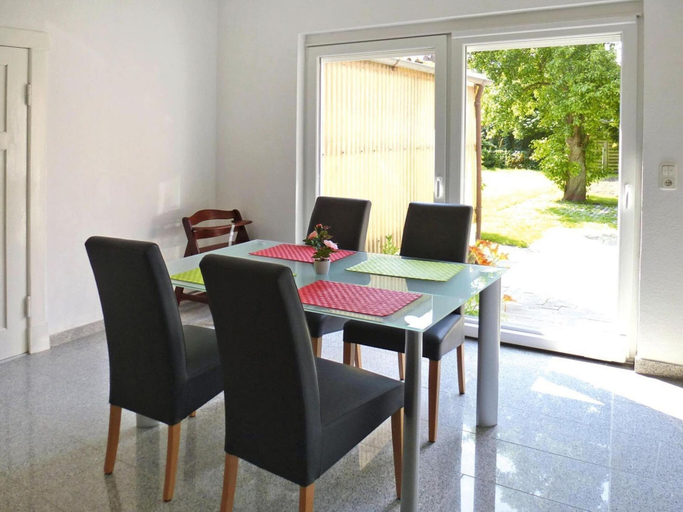 Dining, Apartment in Carolinensiel Near the Restaurants, Wittmund