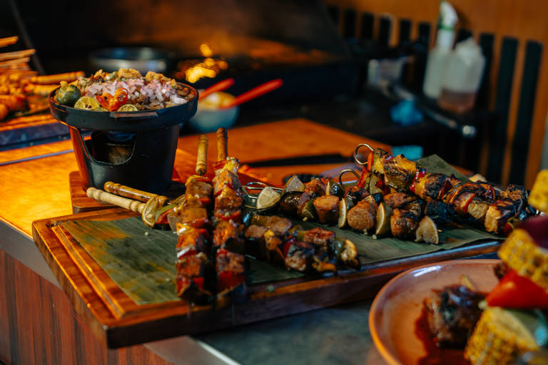 Food & Drinks 9