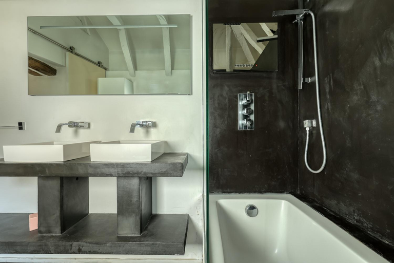 Others 5, Large and Modern 1Brd Flat at Lovely Saint Germain, Paris