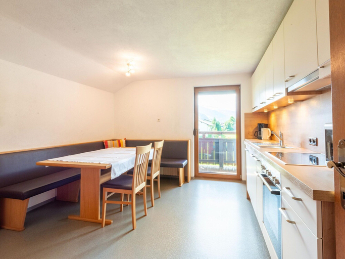 Others 2, Apartment in Tyrol Near Ski Lift, Schwaz