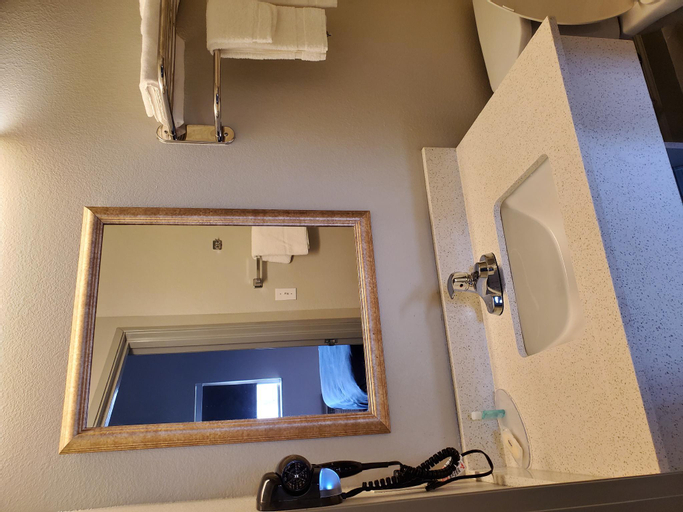 Bathroom 6