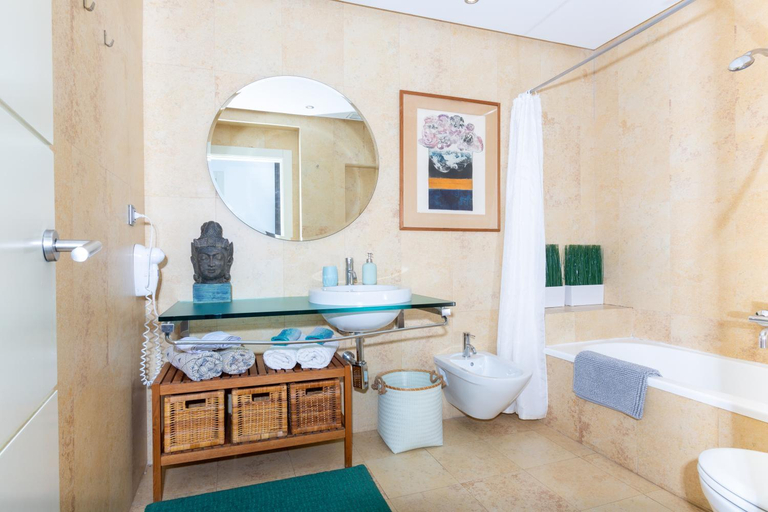Bathroom 5, LXR Benalmadena 4 Hab. Paradise Villa, Málaga