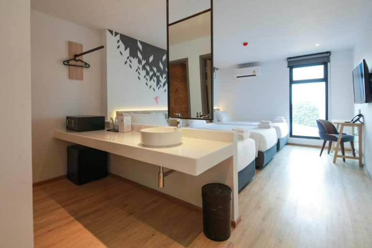 Bathroom 4, KOO Hotel, Pak Kret