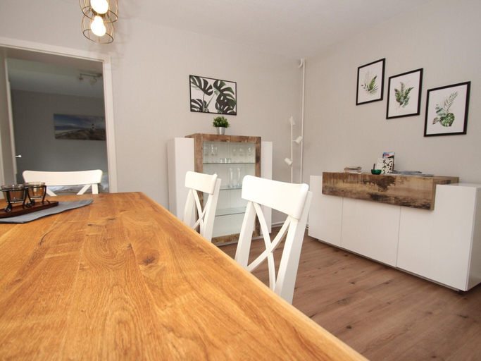 Dining 5, Charmantes Ferienhaus mit Kamin in Lintig, Cuxhaven