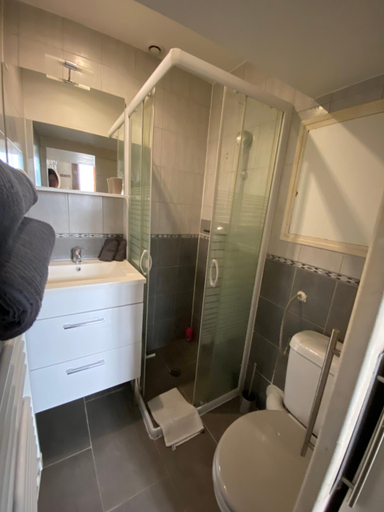Others 3, Duplex de charme Orleans hypercentre Cathedrale-Parking possible, Loiret