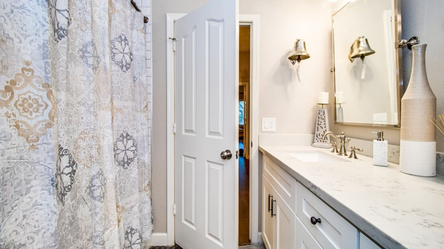 Bathroom 4, Luxury N. Scottsdale Home W/private Oasis Yard!, Maricopa