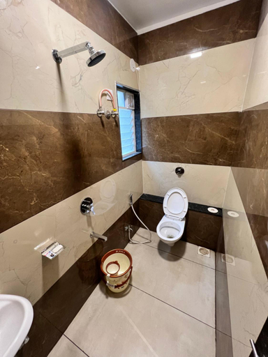 Bathroom 3, Darshan Executive, Kolhapur