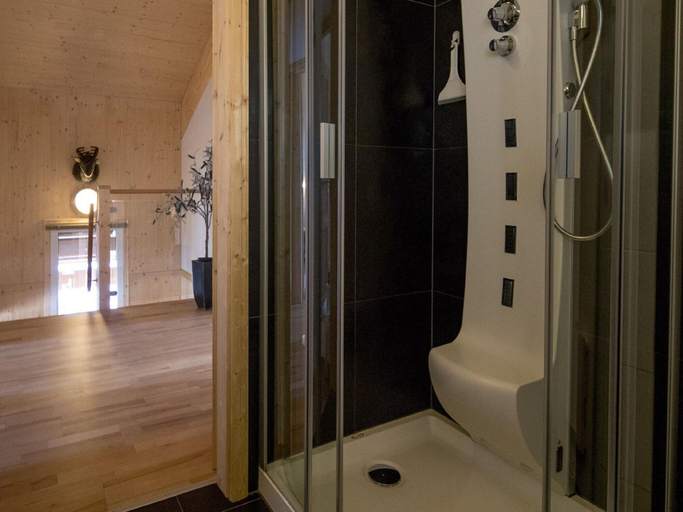 Bathroom 5, Appealing Chalet With Infrared Sauna, Murau