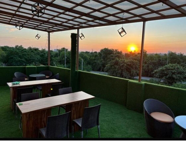 Public Area, Hotel Sunlight Brown By GRB, Gautam Buddha Nagar