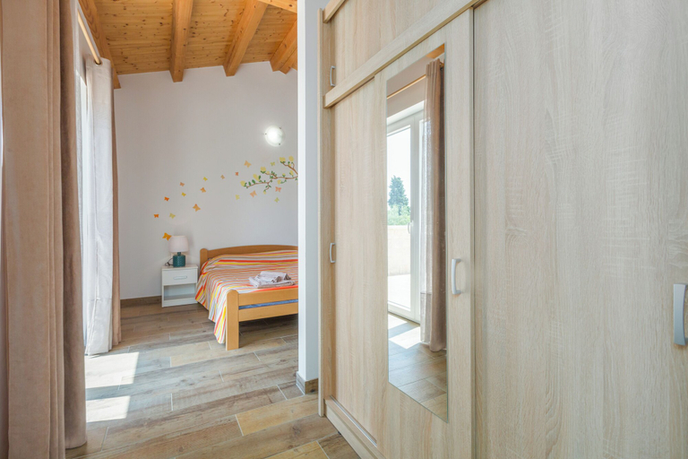 Bedroom 3, Villa Violetta, Kanfanar