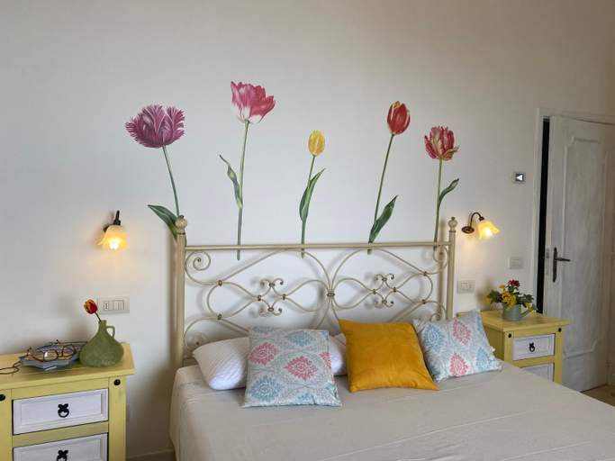 Bedroom 3, Il Profumo dei Fiori, Salerno