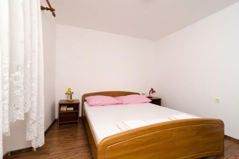Room 4, Apartment La Marina - Triplex Three Bedroom Apartment, Dubrovnik