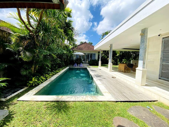 Others 2, Villa Biru - 500m Batubelig beach, Badung