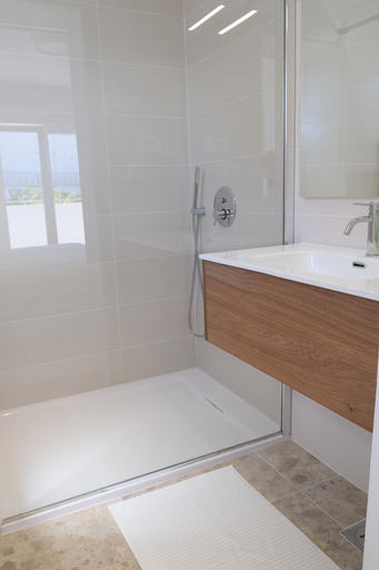 Bathroom 3, 1 Bedroom Stunning Apartment In Hvar, Hvar