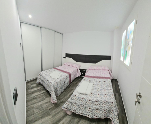 3, APARTAMENTOS DESAMPARADOS, Murcia
