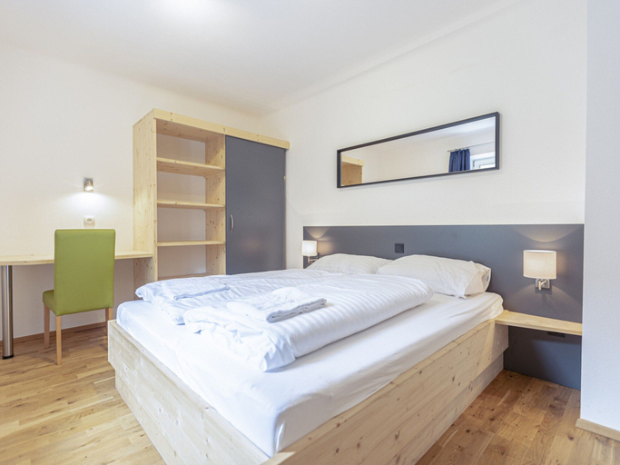 Bedroom 5, Spacious Apartment in Styria With Garden View, Leoben