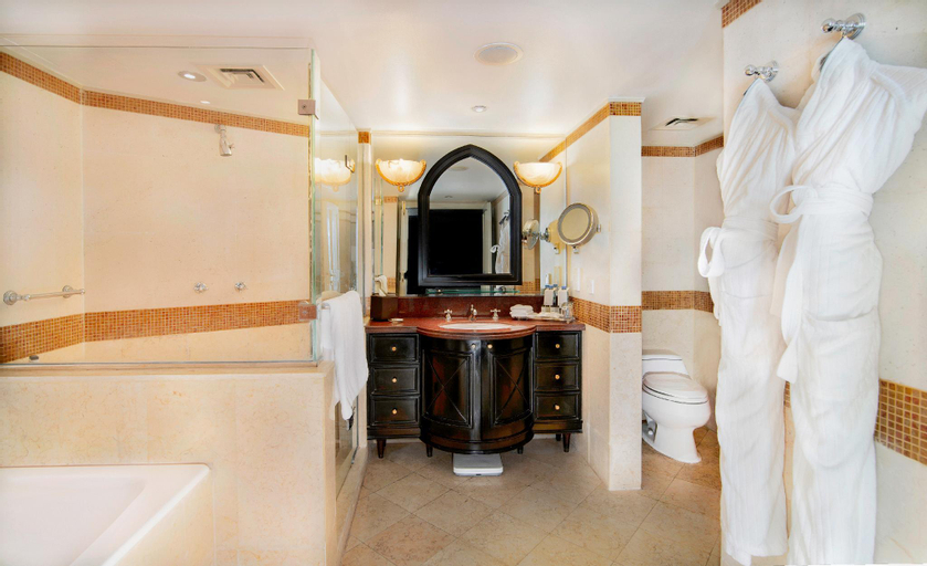 Bathroom 8