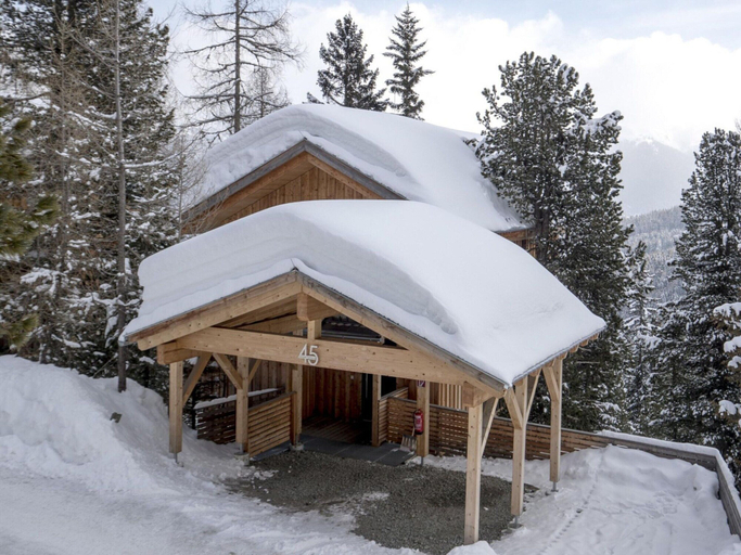 Exterior & Views 2, Lush chalet with indoor hot tub, Murau