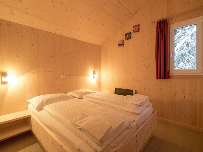 Bedroom 3, Cozy Chalet With hot tub, Murau