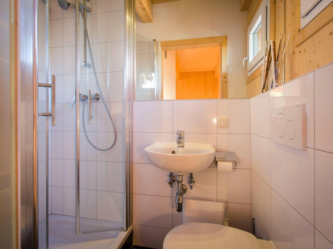 Bathroom 4, Chalet in Alps Near Ski Slopes & Sauna, Murau