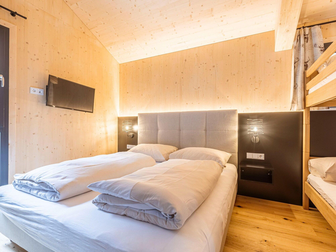 Bedroom 4, Appealing Chalet With Balcony, Murau
