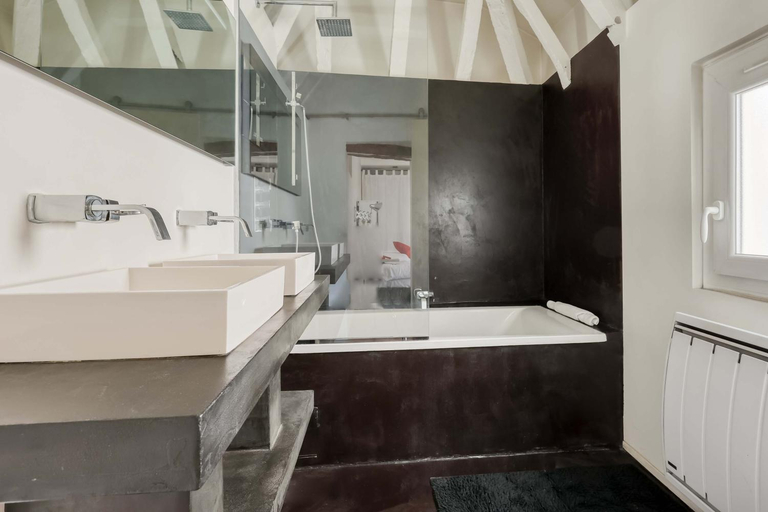 Others 4, Large and Modern 1Brd Flat at Lovely Saint Germain, Paris
