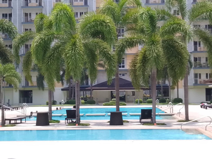 Sport & Beauty 2, Paranaque SM-Sucat Field Res. Bldg 5, 2/F, 2BR with Balcony, Las Piñas