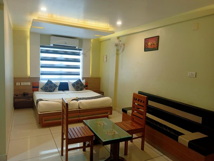 Others 4, Royal Plaza Residency, Palakkad
