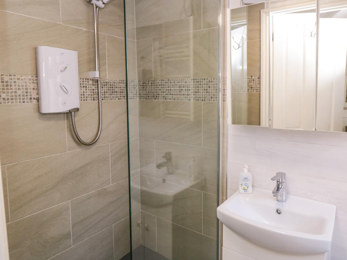 Bathroom 3, Destiny Rose, North Yorkshire