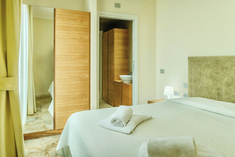 Bedroom 3, Green building - residence with swimming-pool in Cecina, Livorno