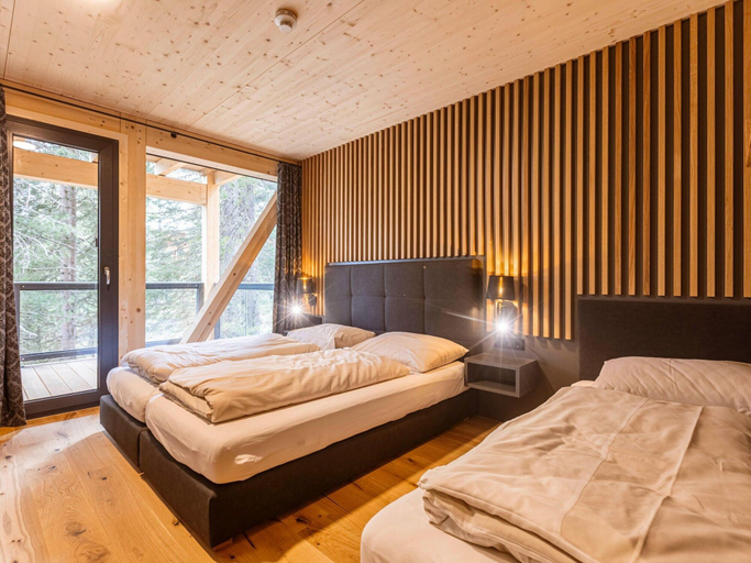 Bedroom 2, Lavish Chalet With Sauna & hot tub, Murau