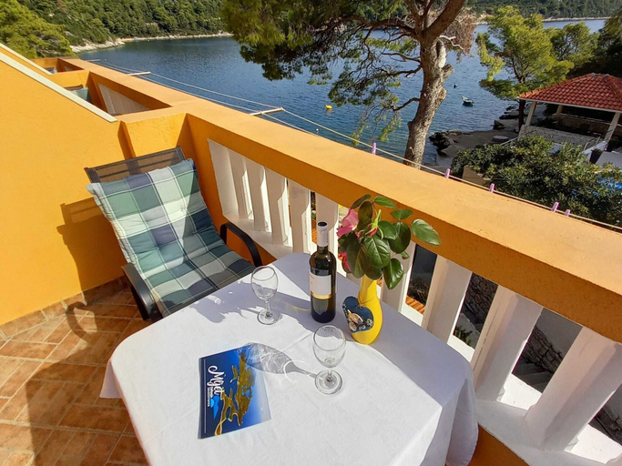 Exterior 1, Apartments Vinko Mljet- One-bedroom Apartment With Terrace, Mljet