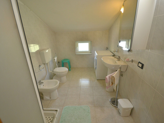 Bathroom 3, Cottage in Sesta Godano Near the Sea, La Spezia