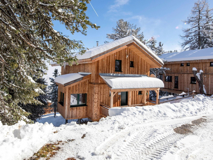 Exterior & Views 2, Chalet in Alps With Sauna Near Ski Slopes, Murau