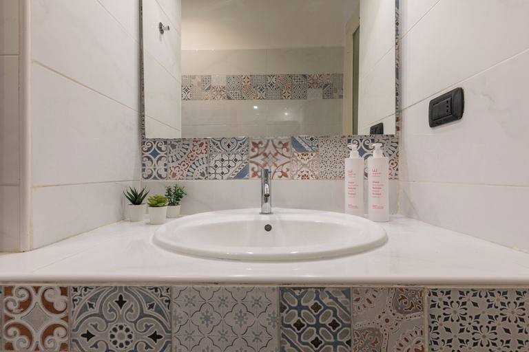 Bathroom 4, The Turin Nest by Wonderful Italy, Torino