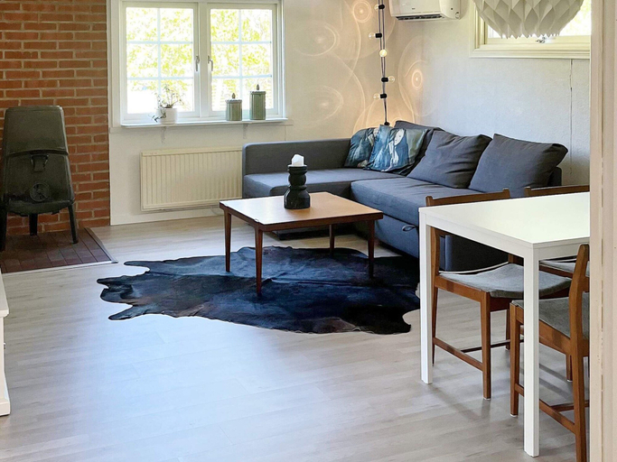 Others 4, 4 Star Holiday Home in Skummeslovsstrand, Laholm