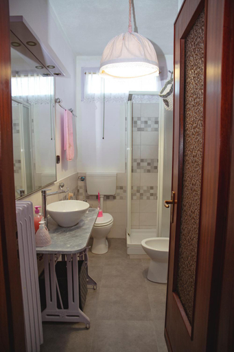 Others 5, B&B Nonna BI, Alessandria