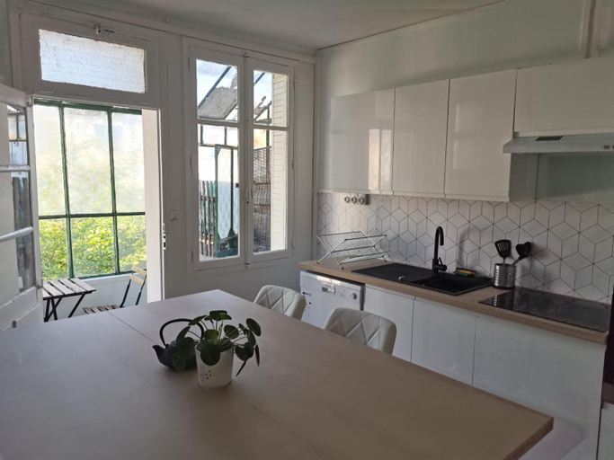 Others 4, Belle Maison 12p 6 couchages TOURS CENTRE avec jardin, Indre-et-Loire